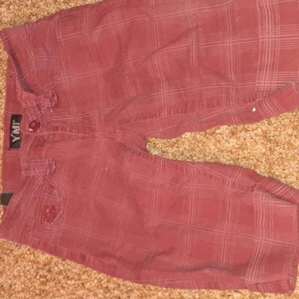 Size 0 YMI red short